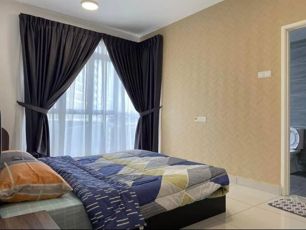 Apartment Spacious 3Bdroomksldaya Johor Bahru