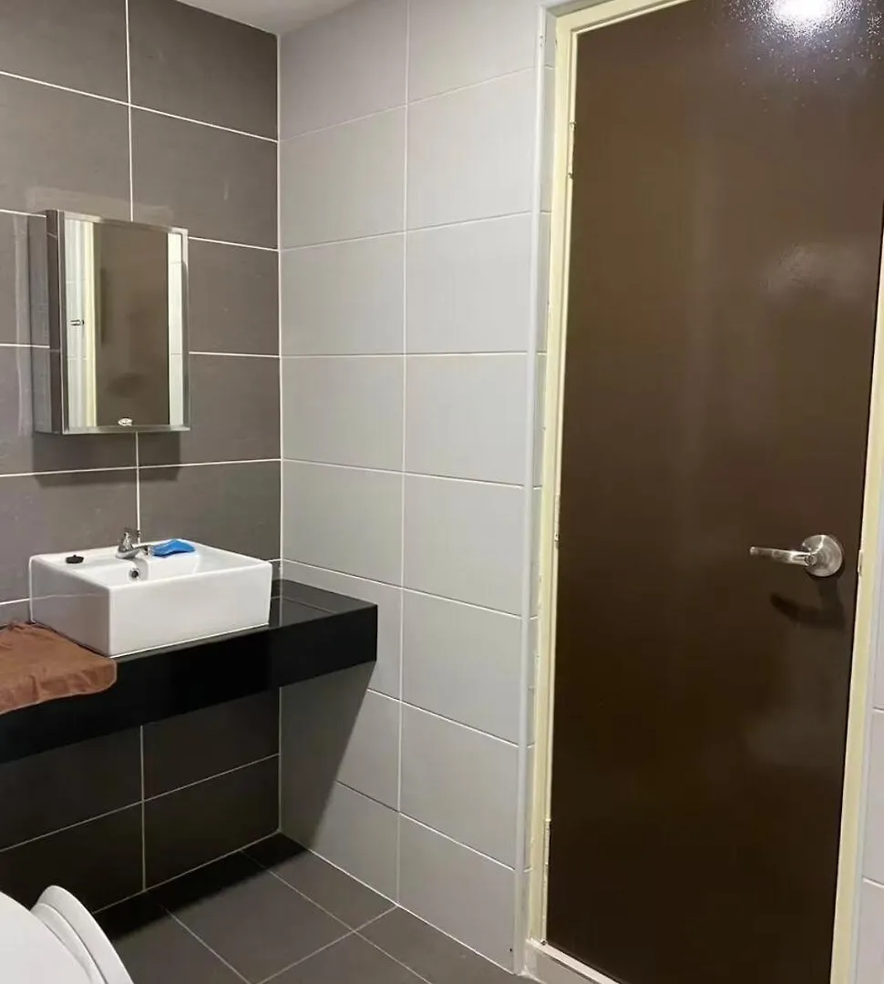 Spacious 3Bdroomksldaya Johor Bahru Apartment